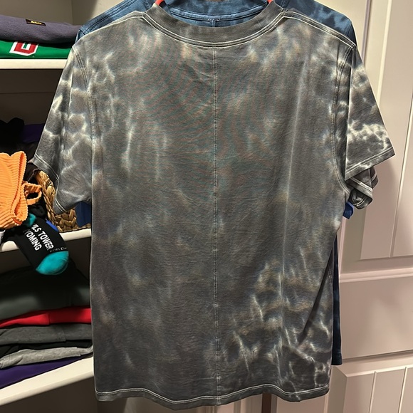 Lululemon All Yours Tee - Picture 2 of 2